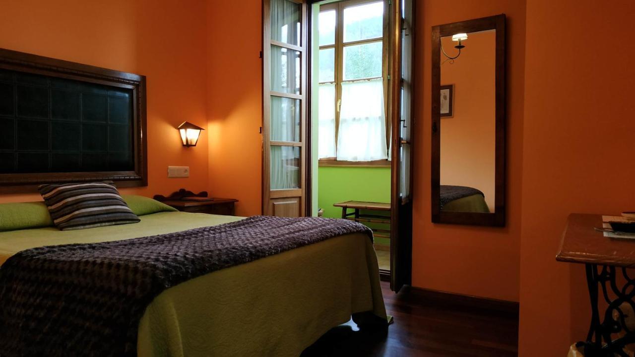 Soto de Luiña Hotel Casa Vieja Del Sastre מראה חיצוני תמונה